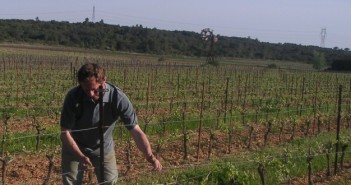 Denys Armand, poète du vin du côté d’Uzès