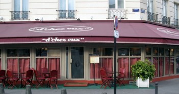 D’Chez Eux