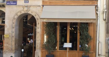 Des Fables de la Fontaine pour alléger l’âme niçoise