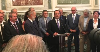 Quand le président salue l’interprofession des fruits et légumes à l’Hôtel Marigny