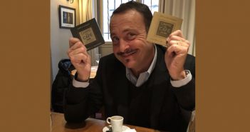 Le Café version carrée de Vincent Ferniot