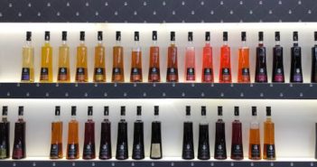 Joseph Cartron et ses 40 liqueurs