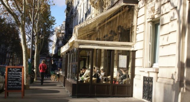 La Douloureuse Agonie Des Terrasses Chauff es Paris Bistro